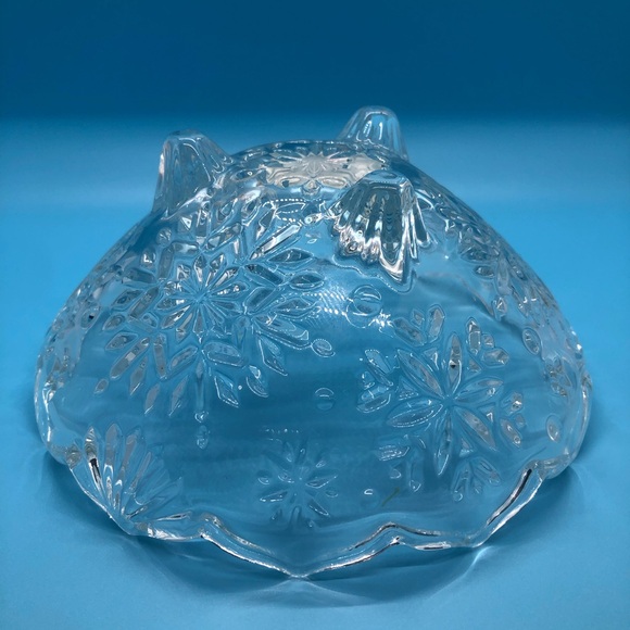 Mikasa snowflake candy dish - Picture 3 of 5